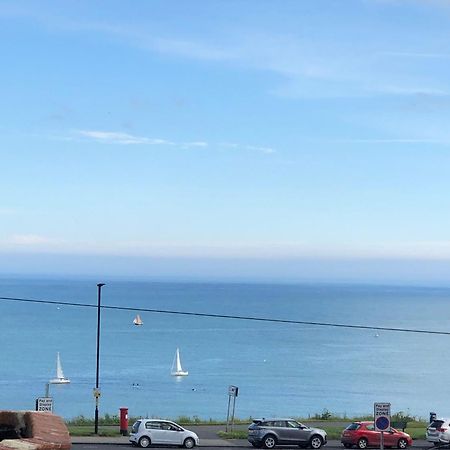 Retro Retreat, Sea View, Free Parking & Ev Plug-In Villa Whitby Bagian luar foto